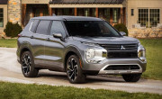 Đánh giá Mitsubishi Outlander 2025: về Việt Nam chưa chắc có cửa